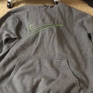 Nike’s Men’s Sweatshirt Hoodie - With Pocket